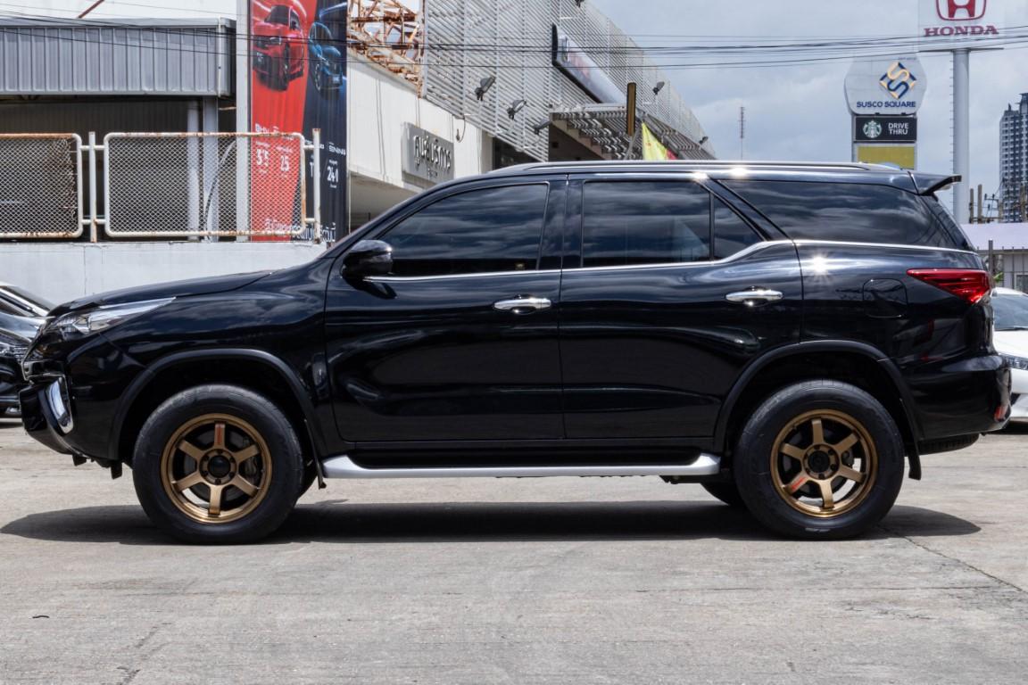 Toyota Fortuner 2.4V 4WD 2019 *SK1993*